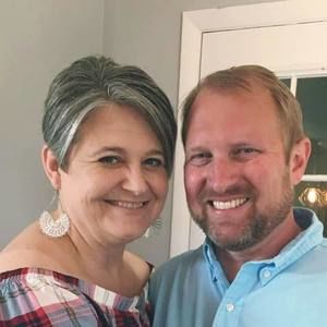 Meet your Posher, Deena